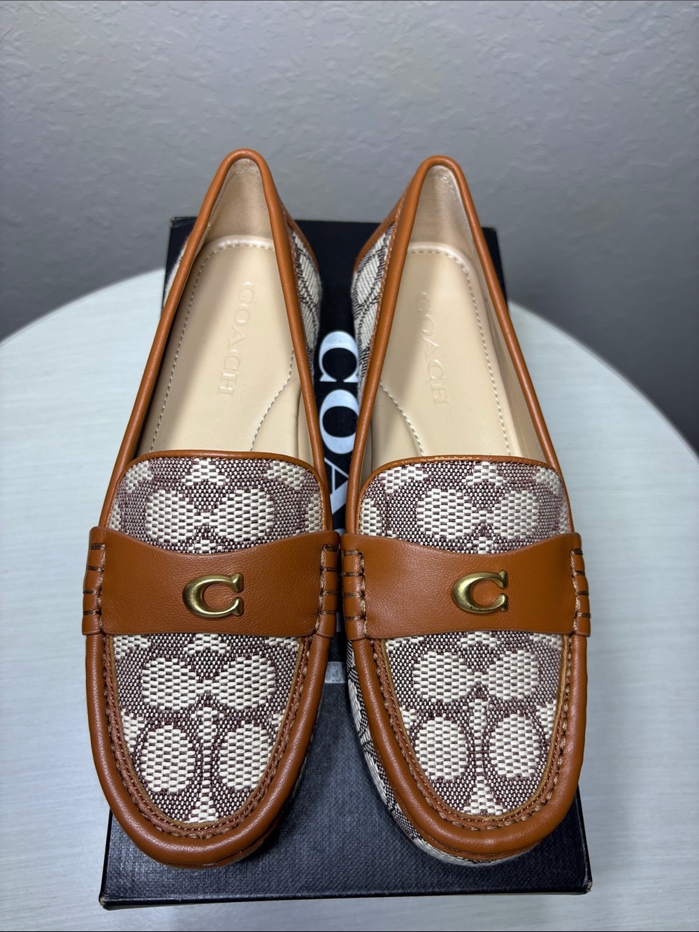 COACH Sculpted C Driver Loafers Signature Jacquard Cocoa Amber NIB
Size 6.5 - Picture 3 of 9